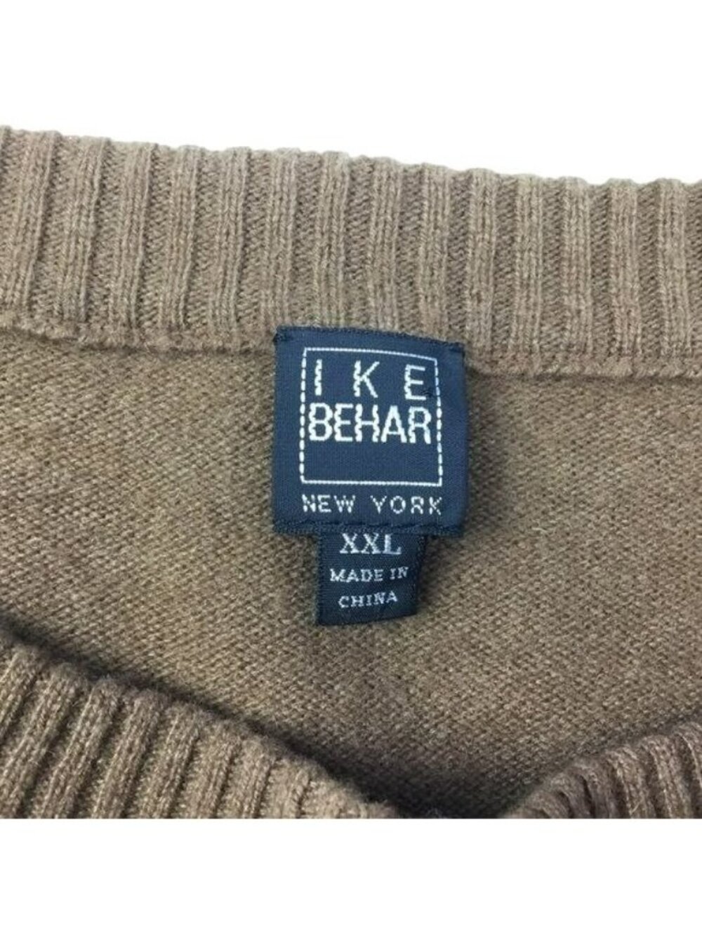 IKE Behar New York 100% Cashmere Sweater - Picture 6 of 7